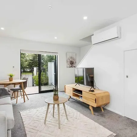 Exceptional Value For Money Sunny Warm 5 Mins Cbd公寓